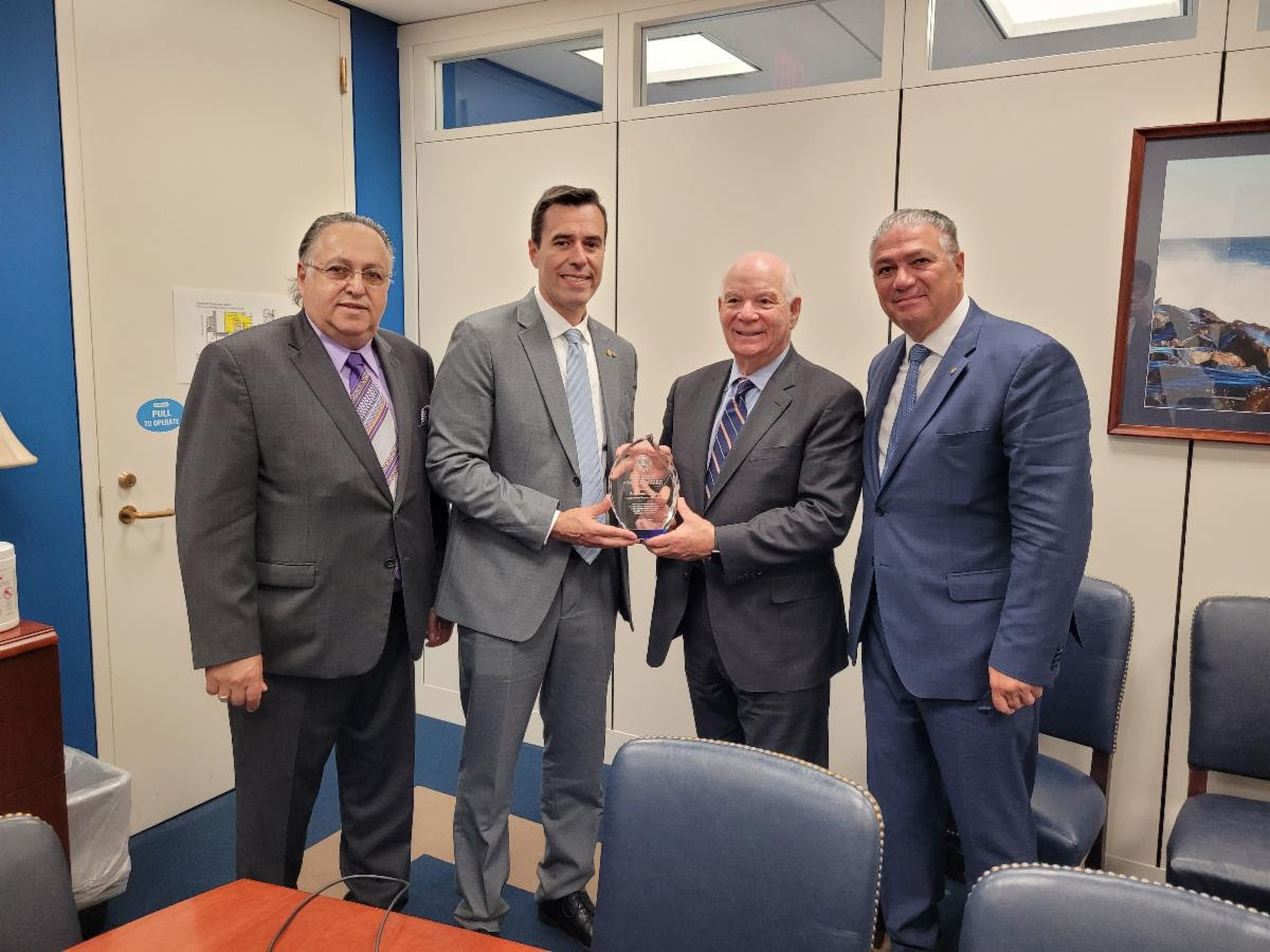 AHEPA Presents Cardin with 2023 Pericles Award